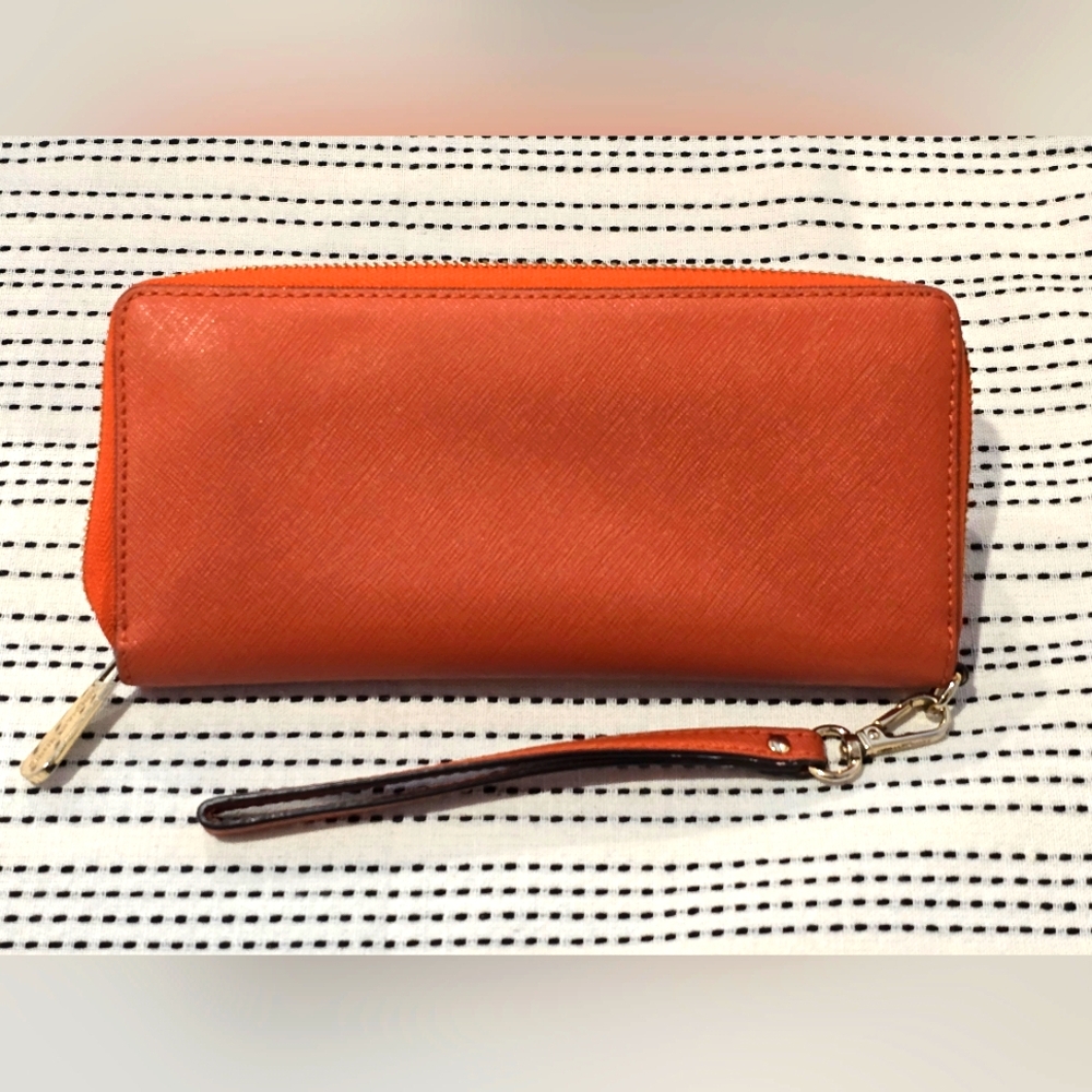 Michael Michael Kors Jet Set Travel Continental Leather Wallet/Wristlet - Picture 3 of 5